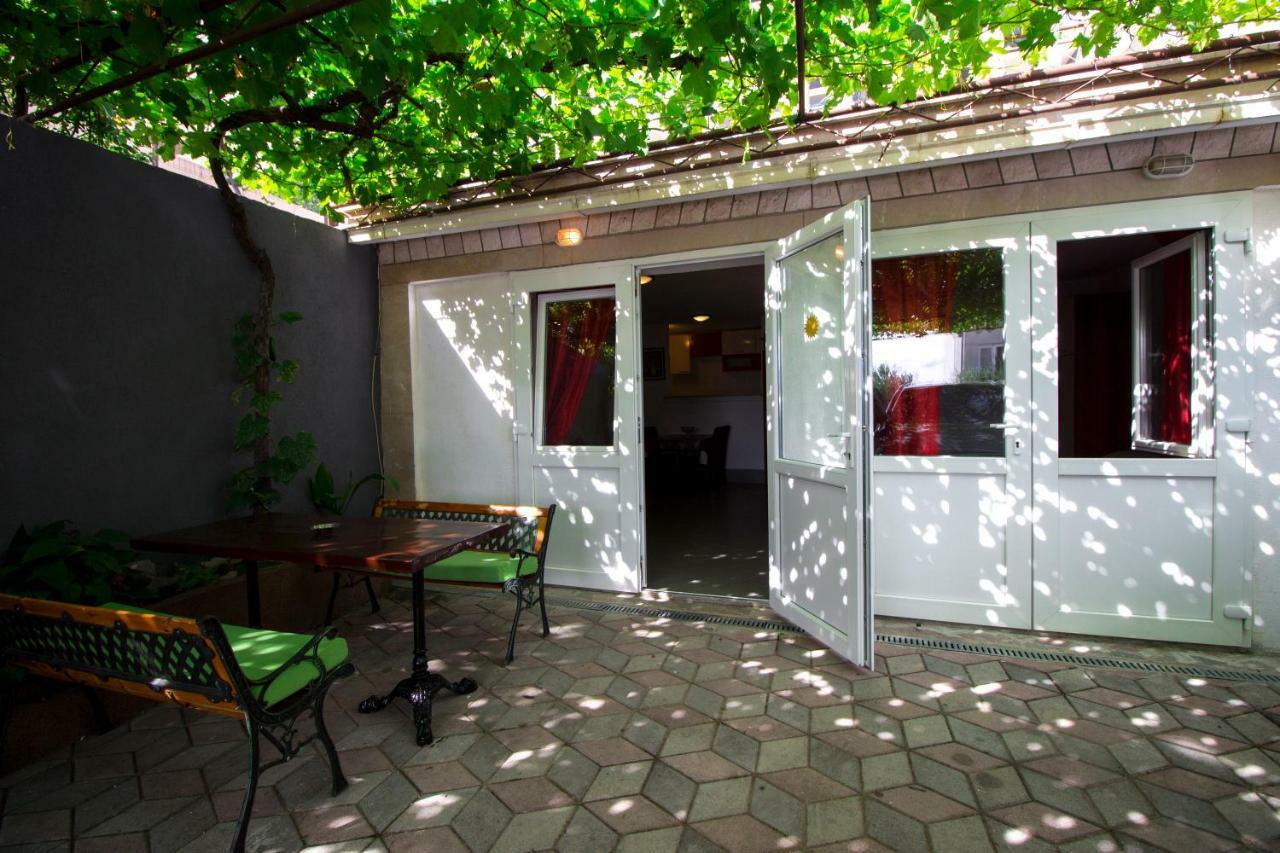 Mrkonjic Branko & Marija Apartmani أوميس المظهر الخارجي الصورة