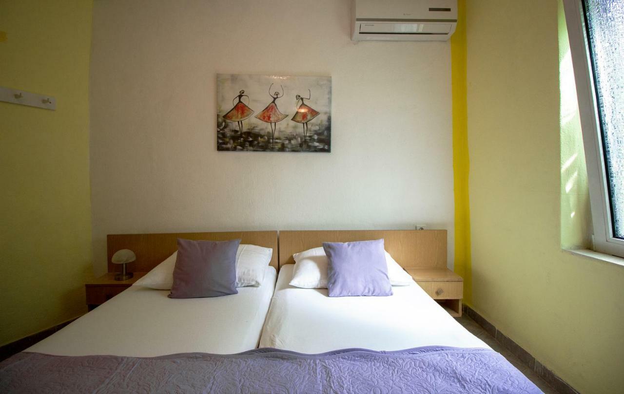 Mrkonjic Branko & Marija Apartmani أوميس المظهر الخارجي الصورة