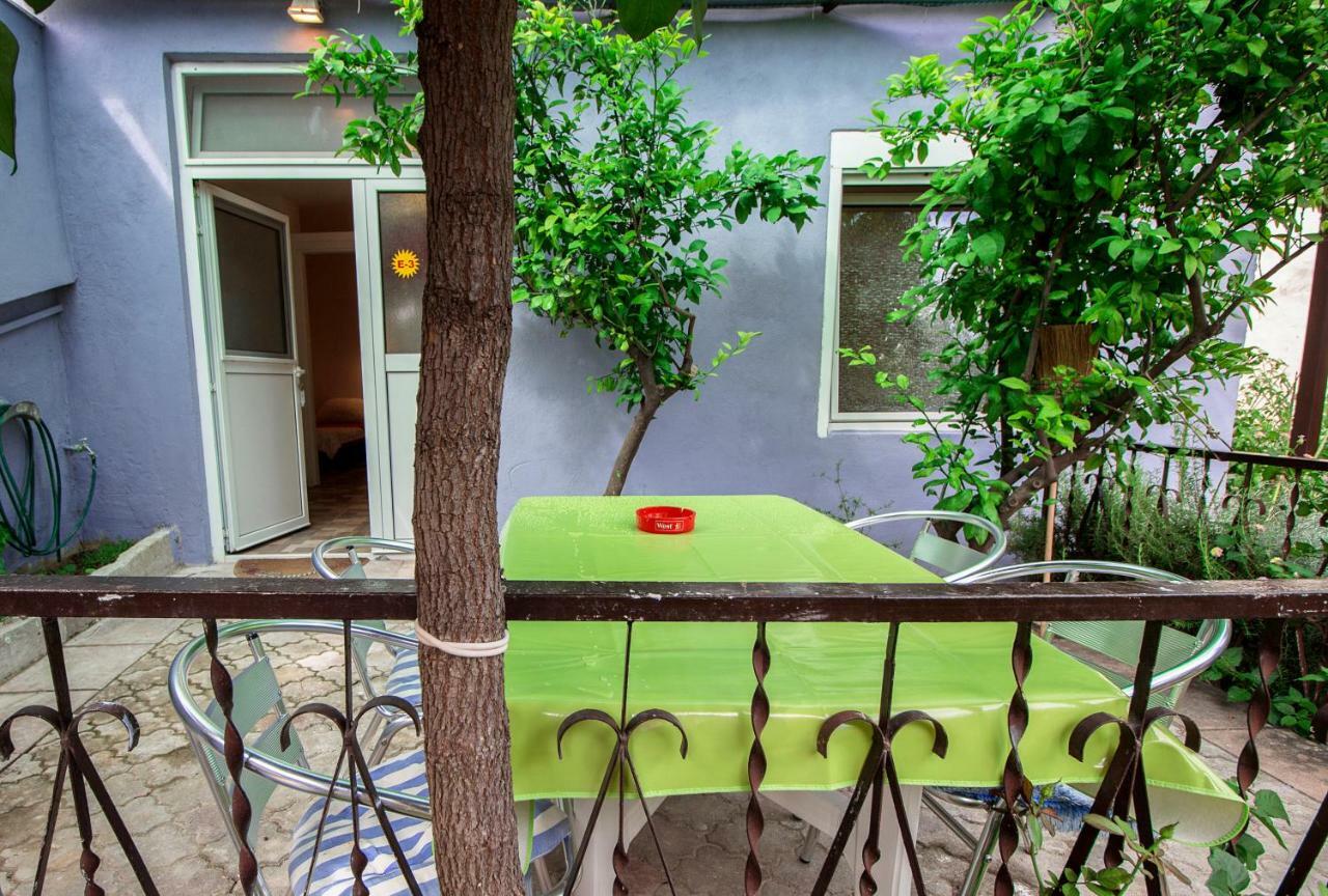 Mrkonjic Branko & Marija Apartmani أوميس المظهر الخارجي الصورة