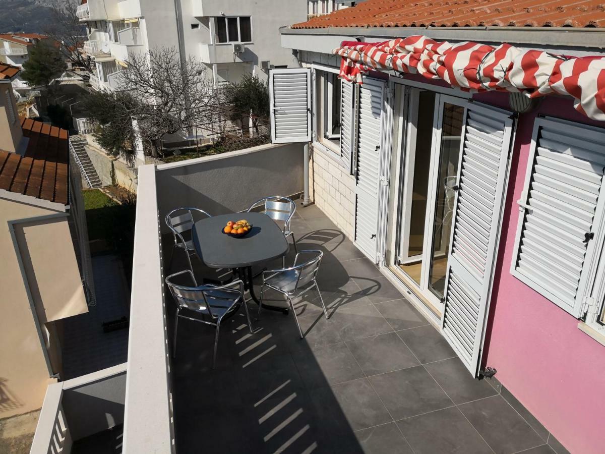 Mrkonjic Branko & Marija Apartmani أوميس المظهر الخارجي الصورة