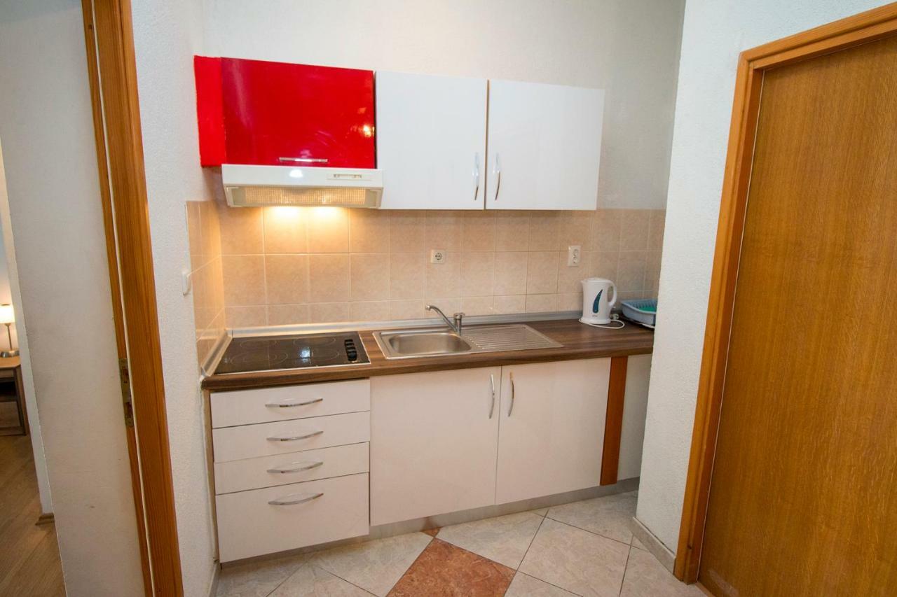 Mrkonjic Branko & Marija Apartmani أوميس المظهر الخارجي الصورة
