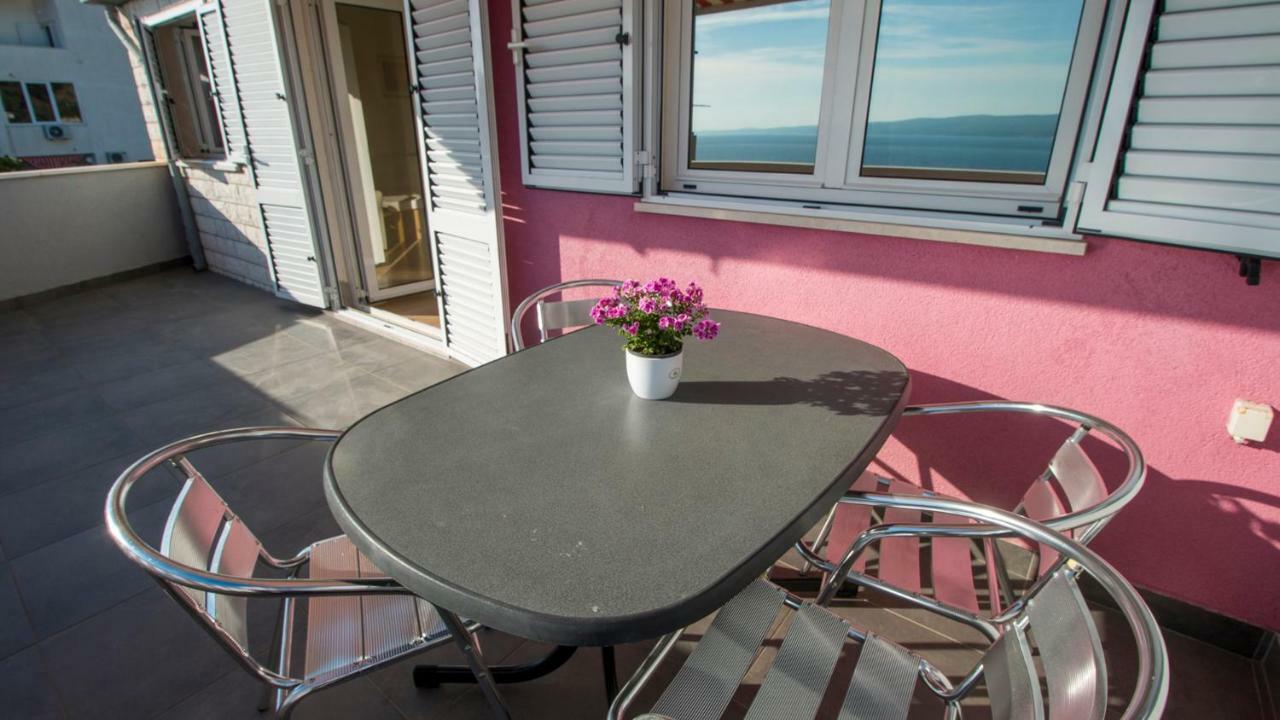 Mrkonjic Branko & Marija Apartmani أوميس المظهر الخارجي الصورة